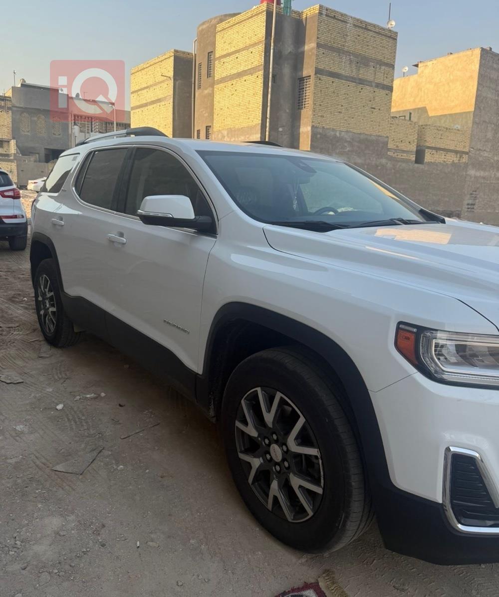 GMC Acadia
